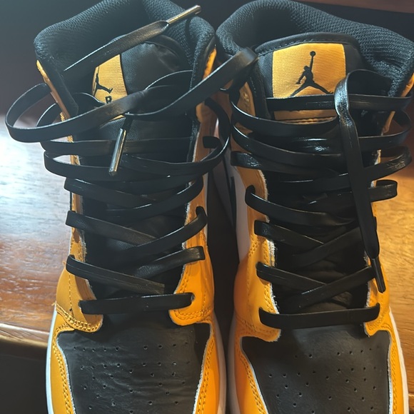 JORDAN ONES - Picture 6 of 7